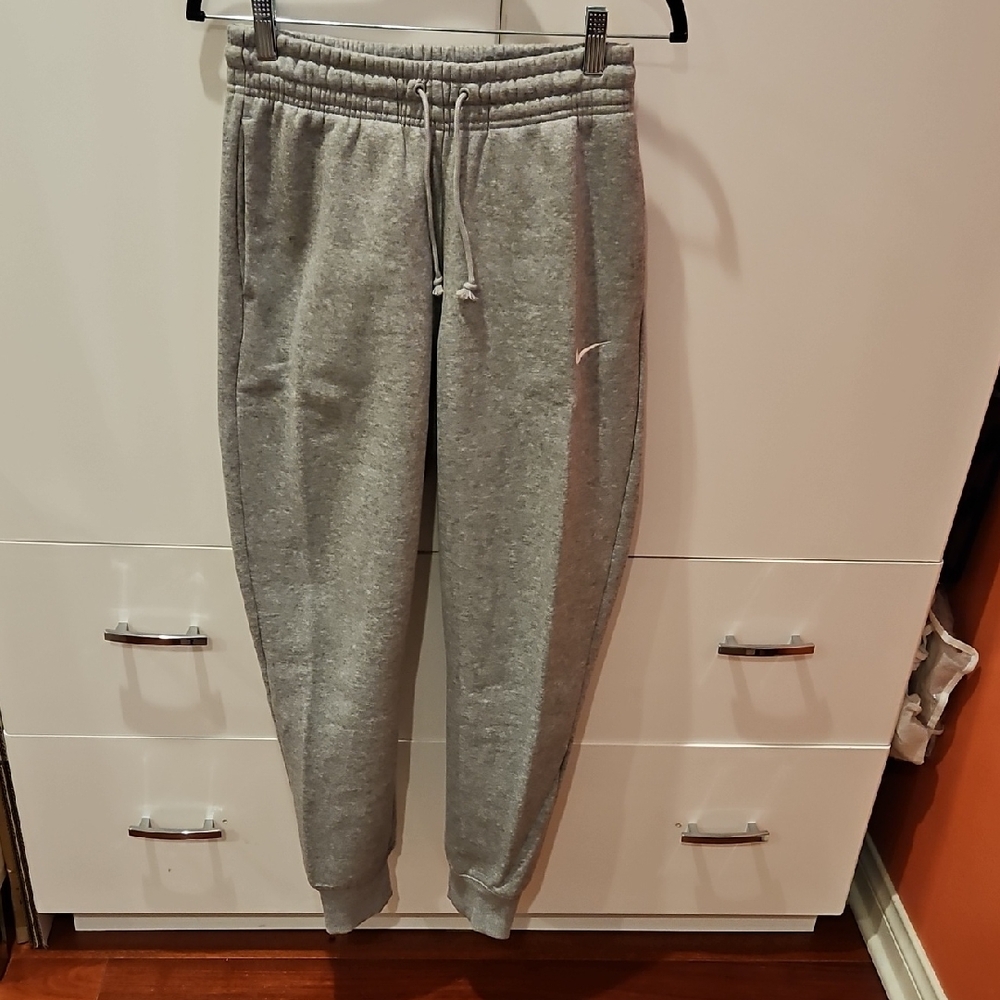 Womens Nike JOGGER